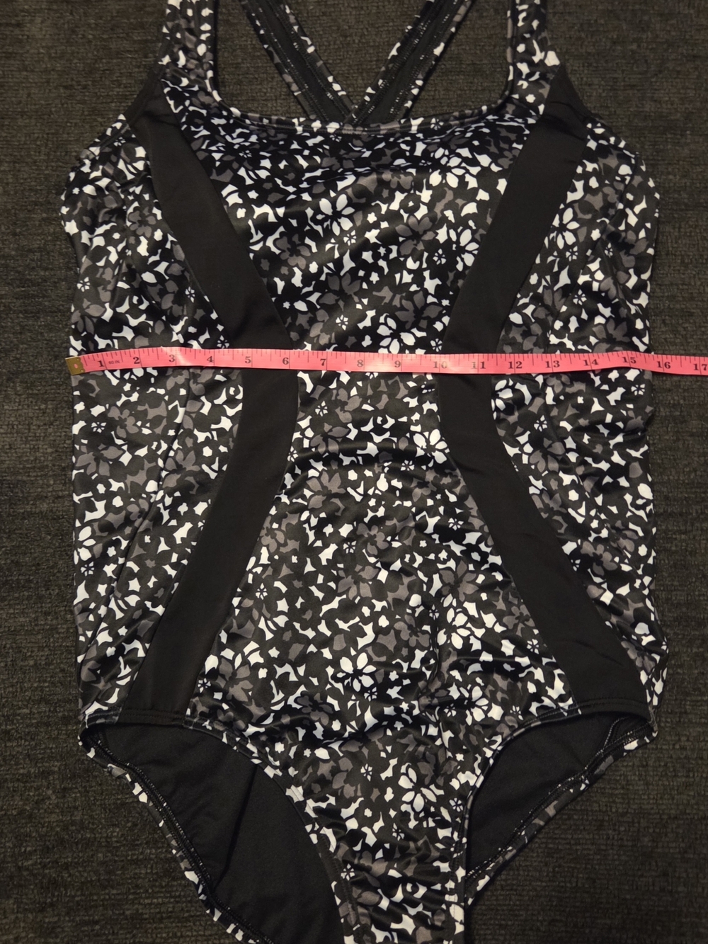 Lands' End Black & White Floral Tugless Contour One-Piece Swimsuit. Size 12L - Picture 5 of 6